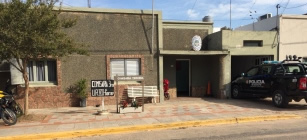 Policía